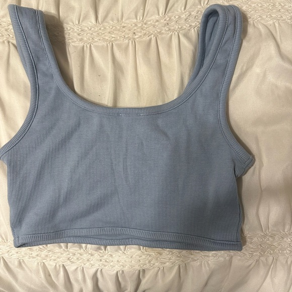 Light blue cropped tank top - Picture 2 of 2